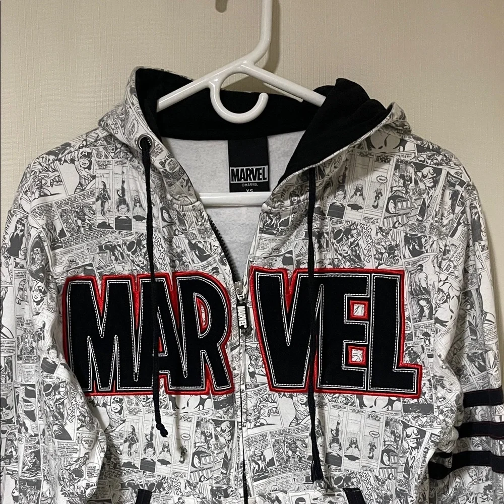 Marvel Kids Graphic Superhero Hoodie in Black and White Like New Condition SZ XS